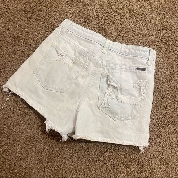Kancan Signature High Rise Medium Wash Denim Shorts Estilo Distressed Size Small - Picture 4 of 4